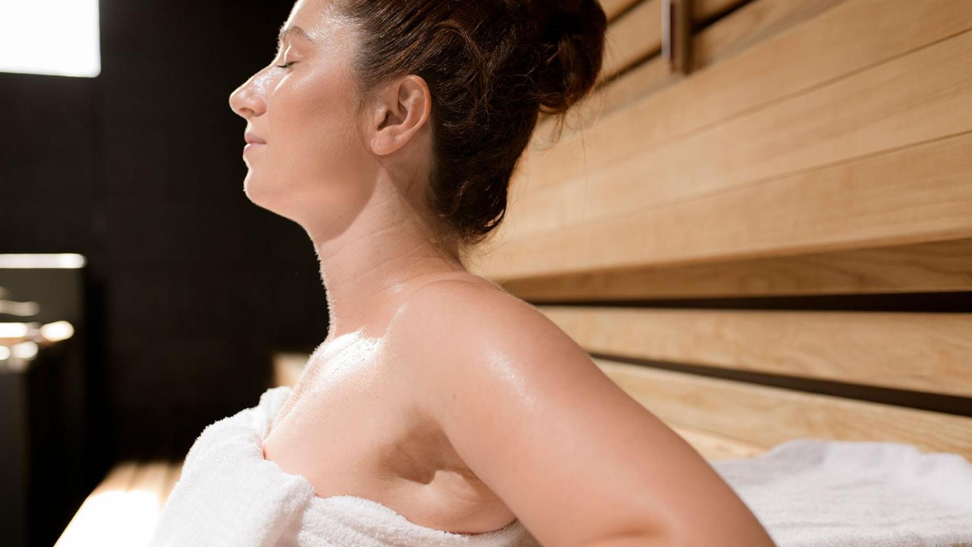 באד הופגסטין Aktiv- & Gesundheitsresort Das Gxund - Thermeneintritt Inklusive מראה חיצוני תמונה