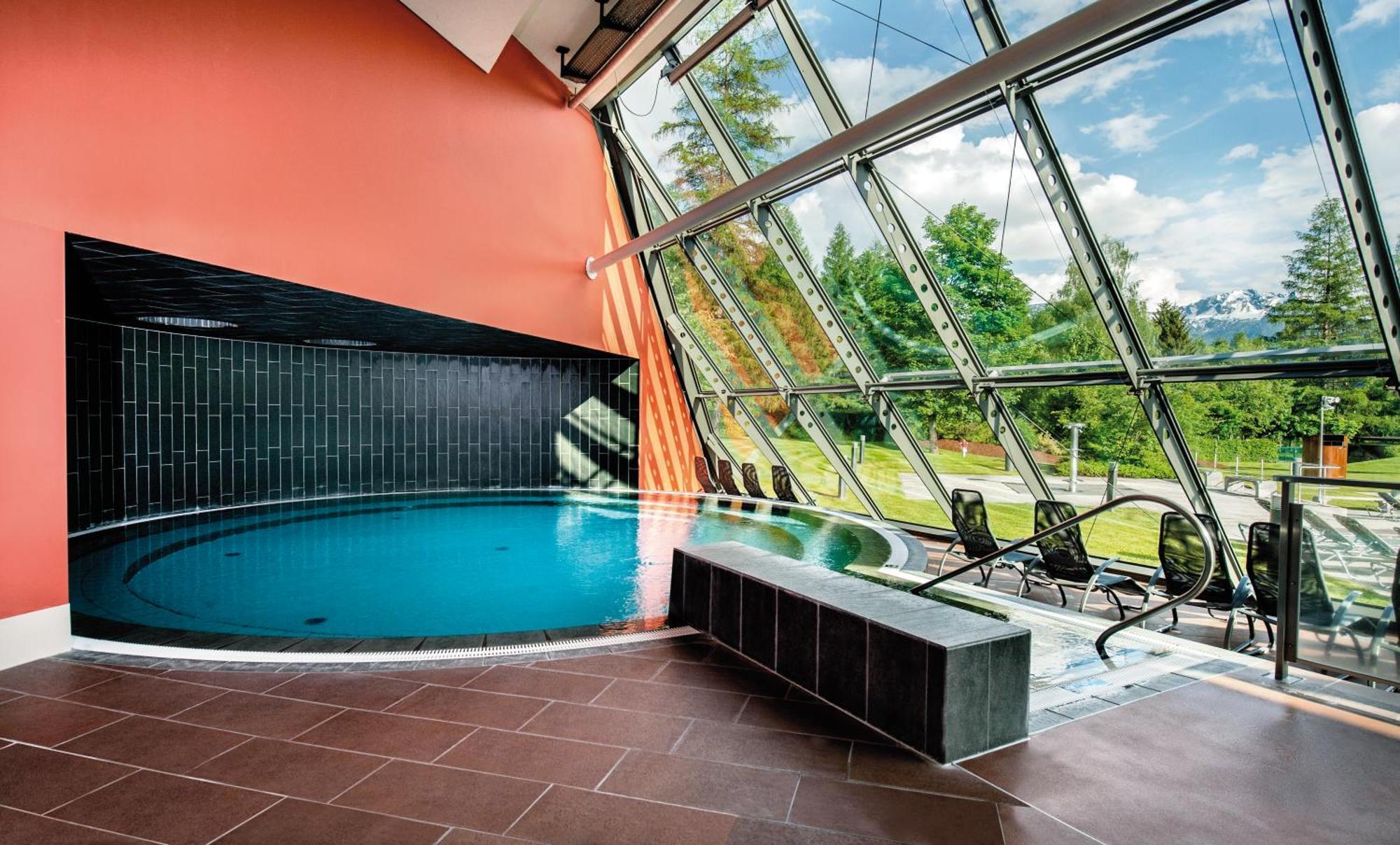 באד הופגסטין Aktiv- & Gesundheitsresort Das Gxund - Thermeneintritt Inklusive מראה חיצוני תמונה